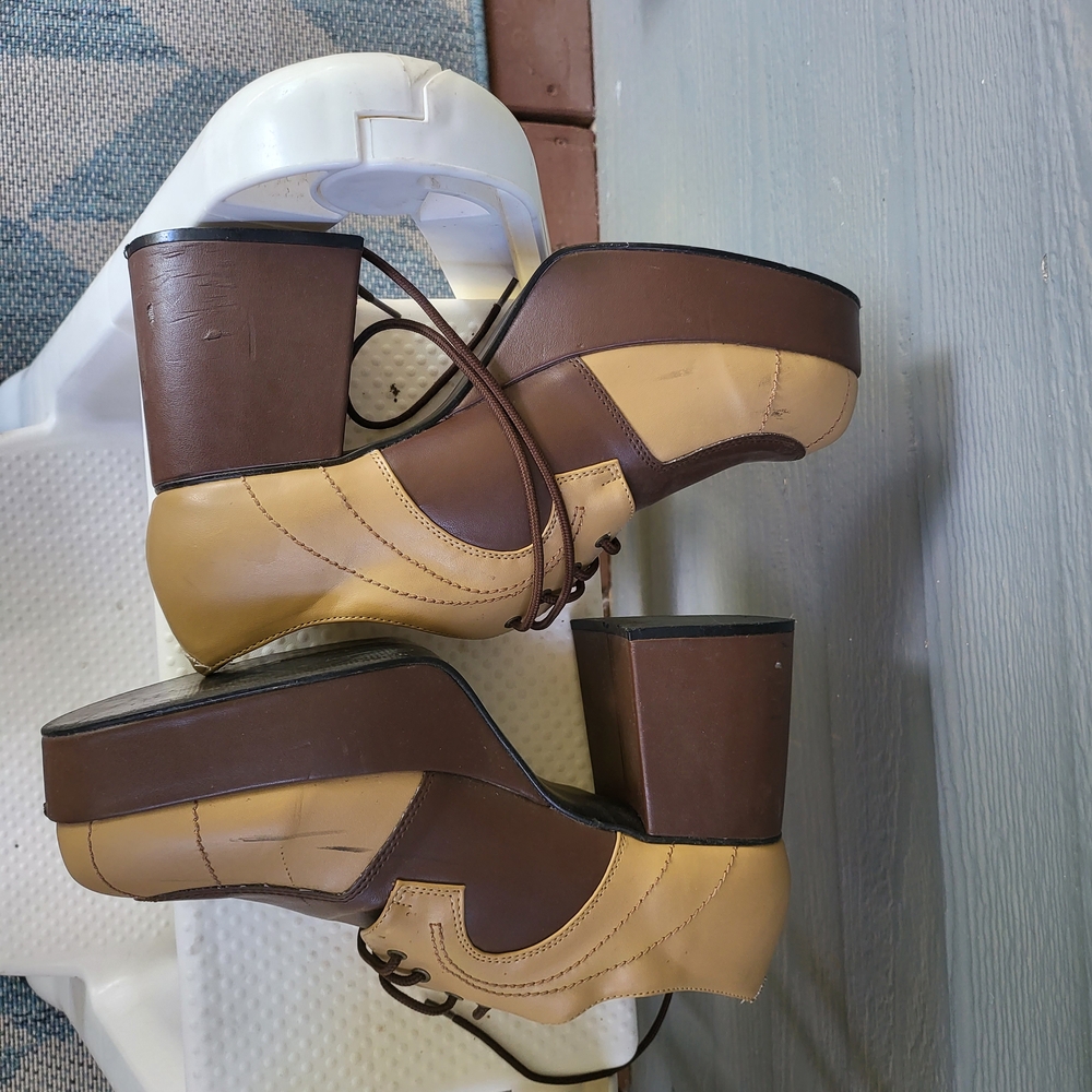 Funtasma Brown and Tan Oxford Derbys with Chunky Heel - Picture 10 of 13